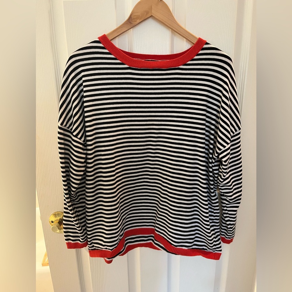 Women’s L/S Black & White Stripe Lightweight Sweater XL